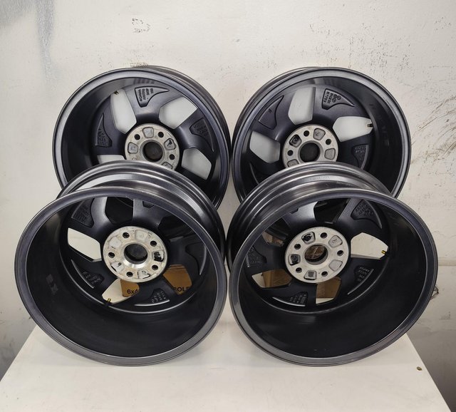 Juego Llanta original para Volkswagen de 16 pulgad