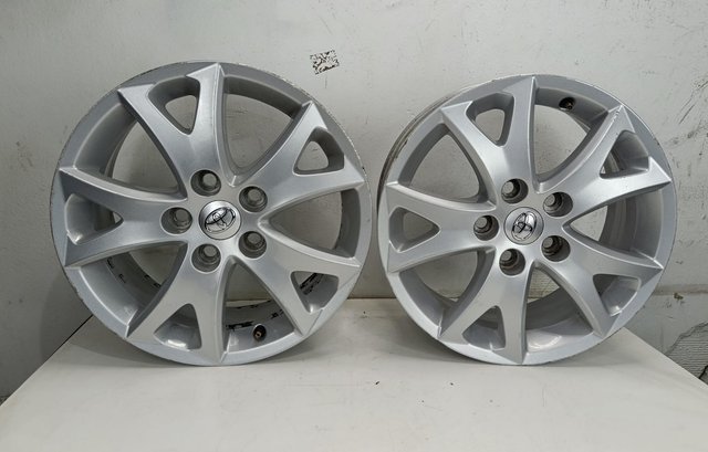 Juego de llanta Toyota Auris 5X114-16 Pulgadas