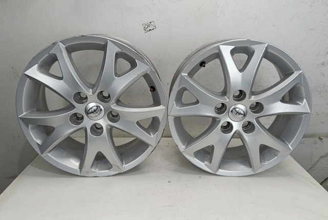 Juego de llanta Toyota Auris 5X114-16 Pulgadas
