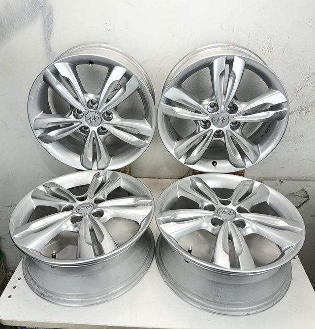 Juego de llantas de aleación Hyundai Originales R1