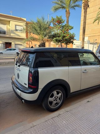 MINI Clubman 2010