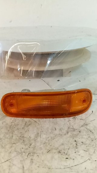 Piloto del izq nissan 55721 49842 terrano comfort