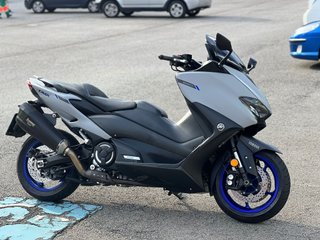 YAMAHA TMAX 2021