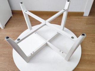 Mesa de centro redonda blanca