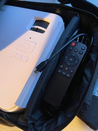 Proyector nuevo TOPTRO X3