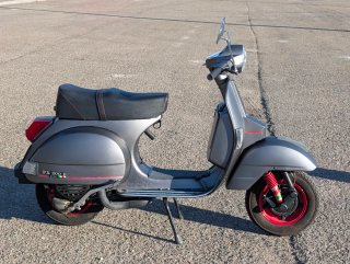 Vespa PX200 1986 restaurada