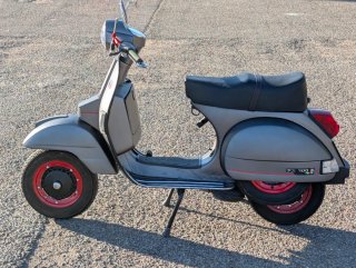 Vespa PX200 1986 restaurada