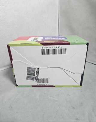 Caja Panini Stickers Mundial 2026 100 sobres
