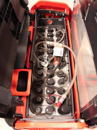 Ref. M-6682 Apilador Eléctrico Linde D 08