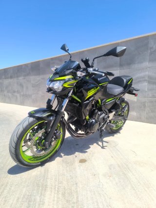 Kawasaki Z650 2021