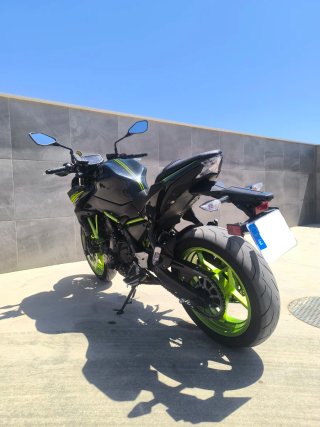 Kawasaki Z650 2021