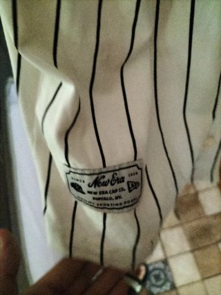 Camisa Deportiva New Era Rayas; estilo baseball