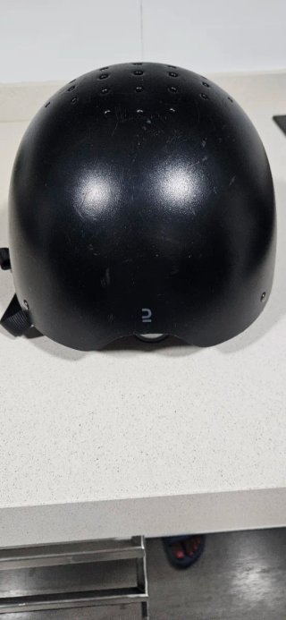 Casco de equitación negro. Talla M (55-58cm)