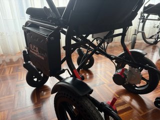 Silla de ruedas eléctrica motorizada