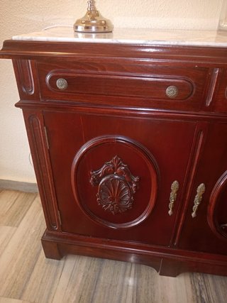 Mueble clásico de madera y marmol | Recibidor