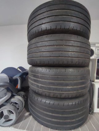 4 Ruedas de Coche