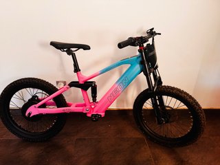 Bici Eléctrica Neon 20 Niños