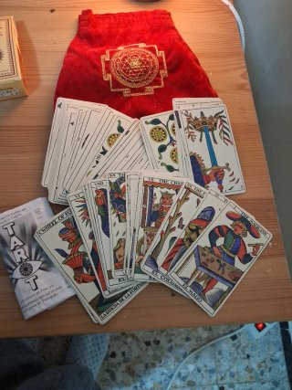 Libro + Cartas Tarot + Incienso + Bolsa (Nuevo)