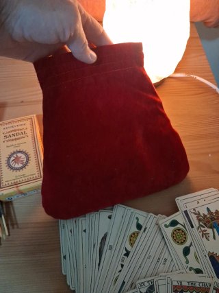 Libro + Cartas Tarot + Incienso + Bolsa (Nuevo)