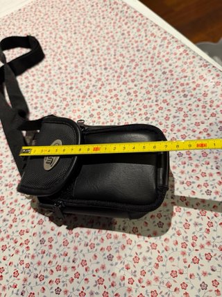 Funda para cámara digital negra