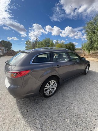Mazda 6 2.2 DE LUXURY
