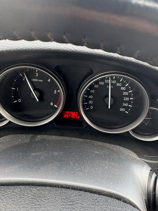 Mazda 6 2.2 DE LUXURY