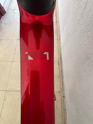 Bicicleta BH E-BIKE de carbono iRS1 Roja