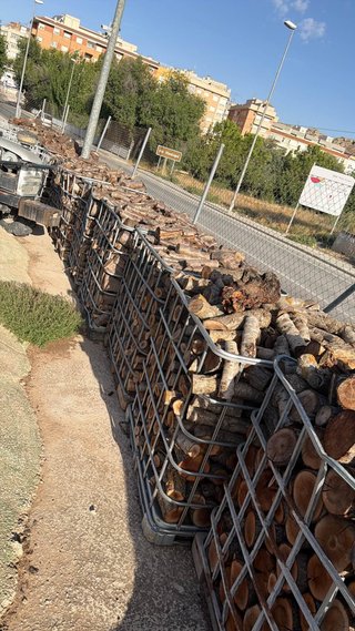 Leña Carrasca, Olivo, Almendro y Pino a domicilio