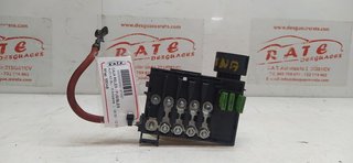CAJA RELES / FUSIBLES AUDI A3 (8L) 1.6 Ambiente