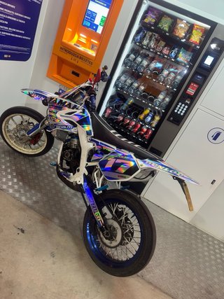 Yamaha DT Enduro Personalizada