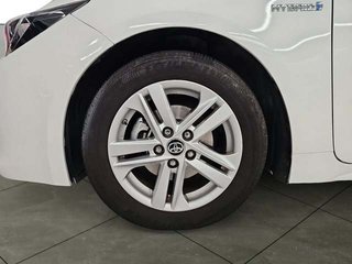 Toyota Corolla 1.8 125 Híbrido Active Tech E-CVT 90 kW (122 CV)