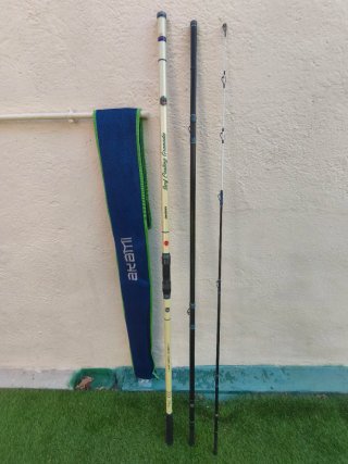 Caña Akami Surf Casting Granada