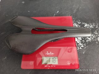 Sillín Full Carbono Muy Ligero