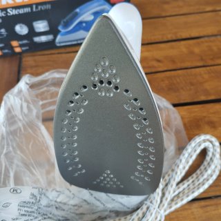 Plancha de vapor NIRVA YM8102