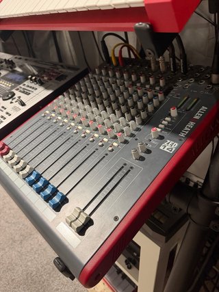 Allen & Heath Zed 14 Console di Mixaggio