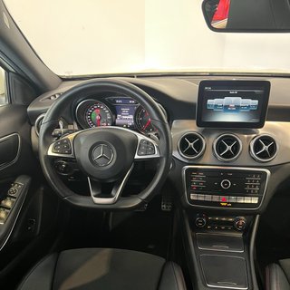 Mercedes-Benz GLA 220D 4MATIC