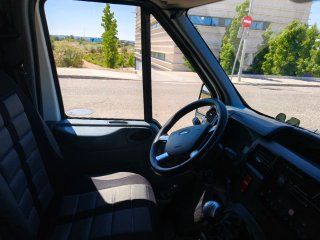 Ford Transit 2011