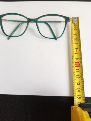 Gafas Alain Afflelou verdes con clip solar