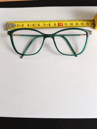 Gafas Alain Afflelou verdes con clip solar