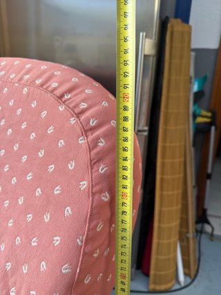 Sillón de madera pino tapizado rosa