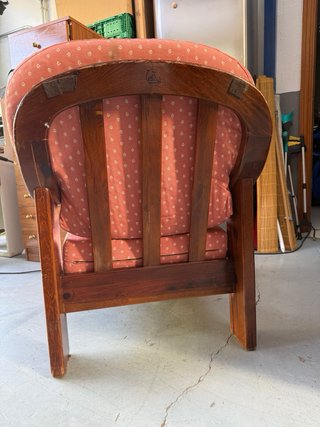 Sillón de madera pino tapizado rosa