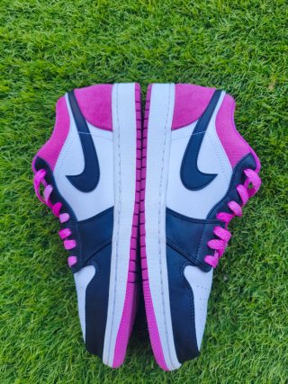 Nike Jordan 1 Low