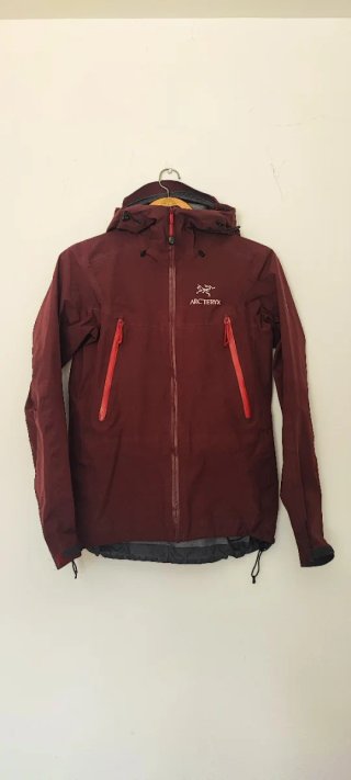 Arc'teryx Beta LT Gore-Tex Pro Women’s M – technic
