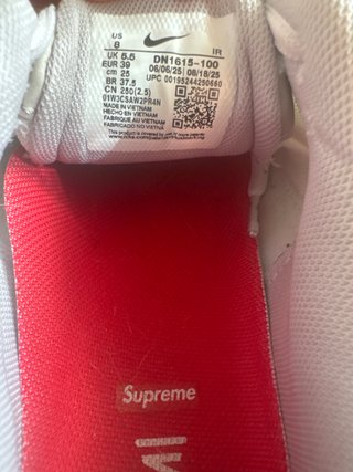 Scarpe Nike Supreme Bianche Rosse