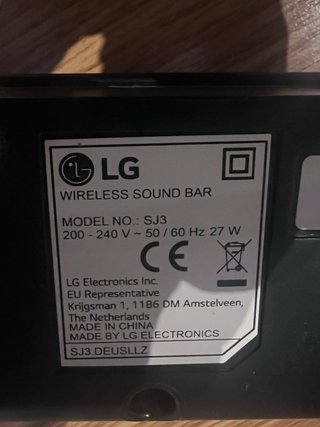 Barra de Sonido LG con Subwoofer Negro