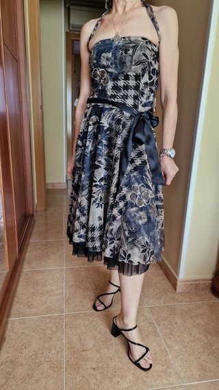 Vestido de gasa o tul estampado