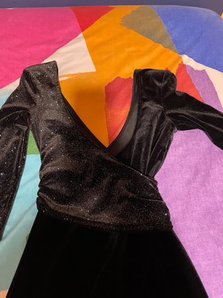Vestido nochevieja negro terciopelo brillante