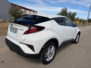 Toyota C-HR Toyota C-HR 1.8 125H Advance