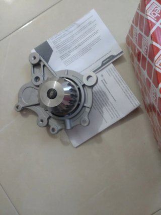 Bomba de agua febi bilstein 26462