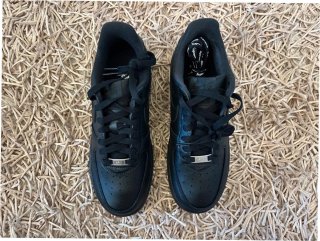 Nike Air Force 1 x Supreme Negro Talla 36